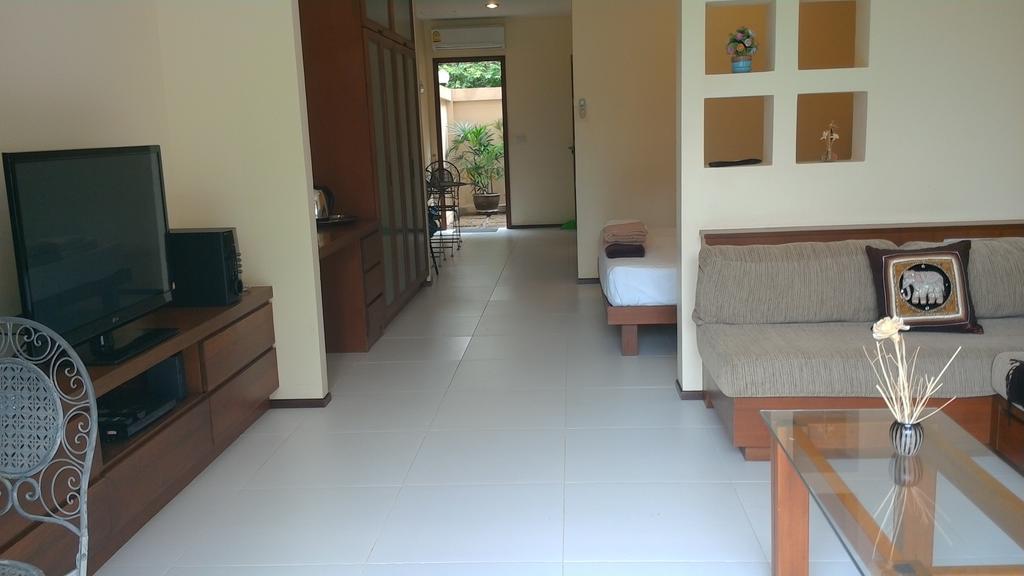 Avanta Condominium Мае Нам Стая снимка